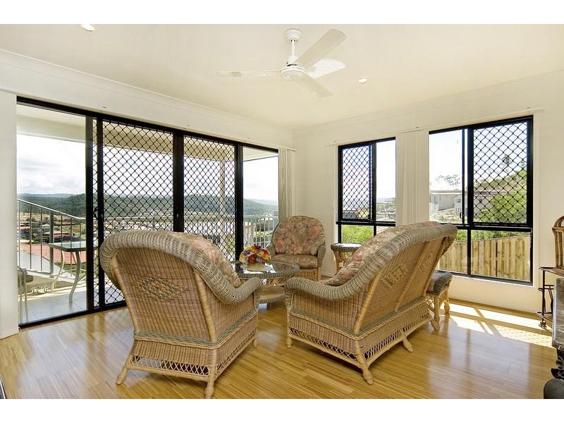 Pacific Pines QLD 4211