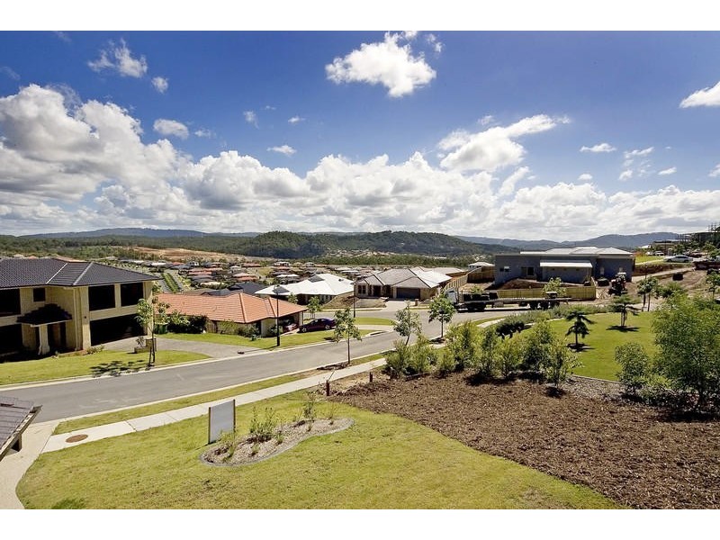 Pacific Pines QLD 4211