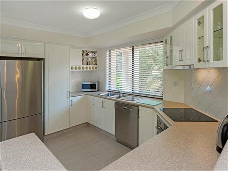 13/23 Santa Barbara Road, Hope Island QLD 4212