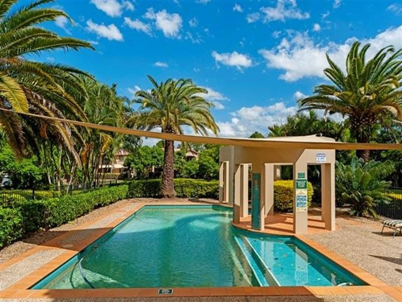 13/23 Santa Barbara Road, Hope Island QLD 4212