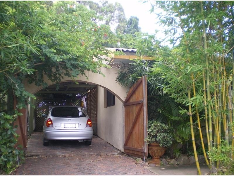 13 Chindrina Street, Hope Island QLD 4212