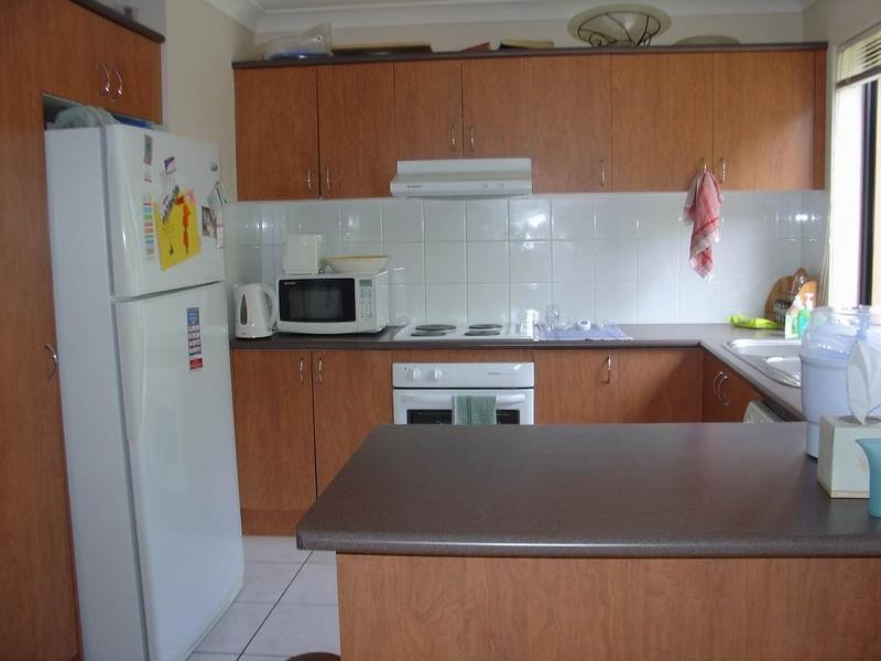 13 Hervey Street, Pacific Pines QLD 4211