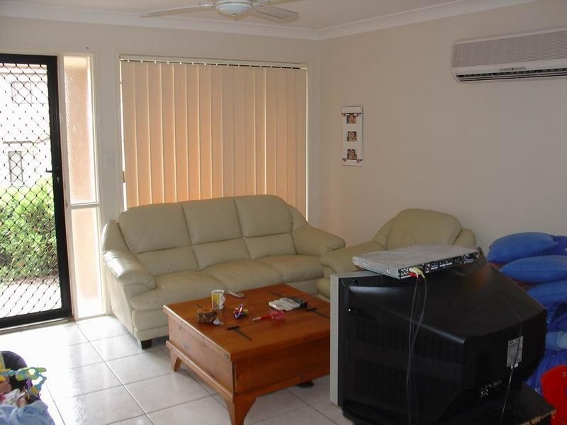 13 Hervey Street, Pacific Pines QLD 4211