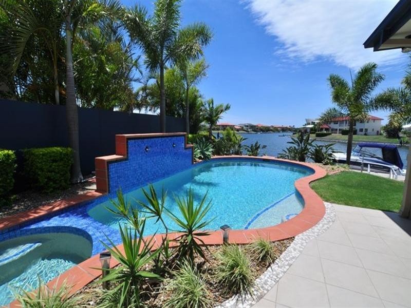 18 Calmwater Crescent, Oyster Cove,, Helensvale QLD 4212