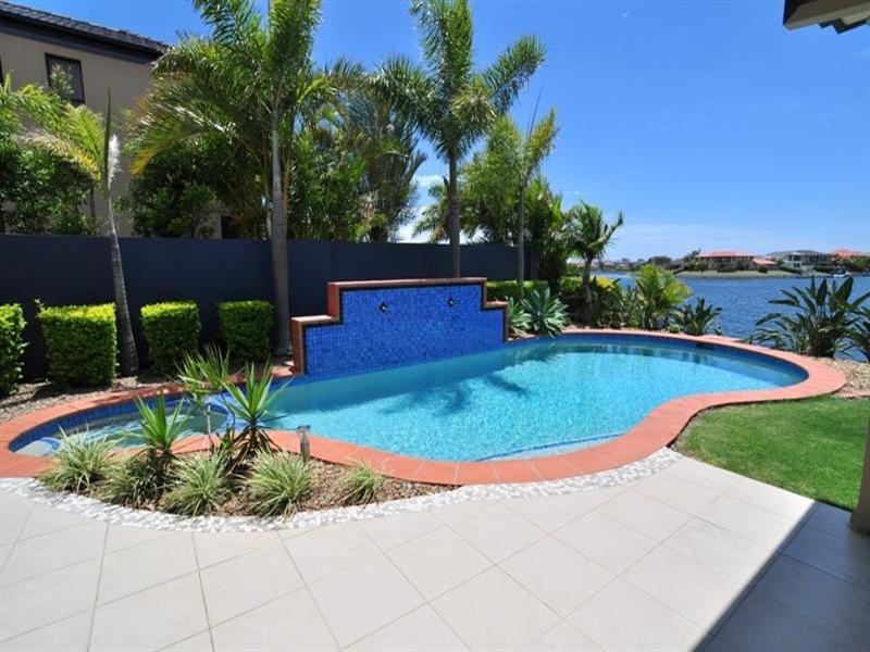 18 Calmwater Crescent, Oyster Cove,, Helensvale QLD 4212