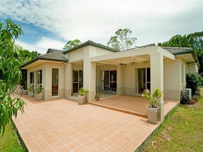 2 River Cove Place, Helensvale QLD 4212