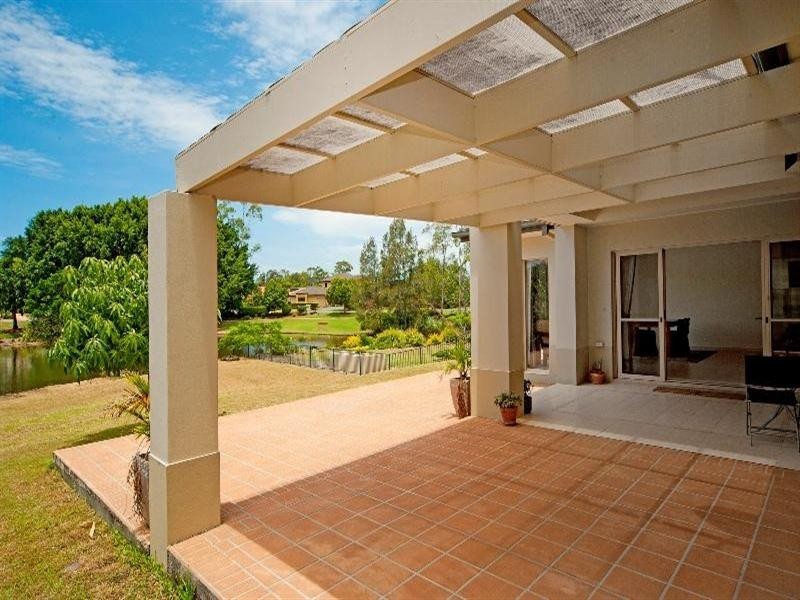 2 River Cove Place, Helensvale QLD 4212