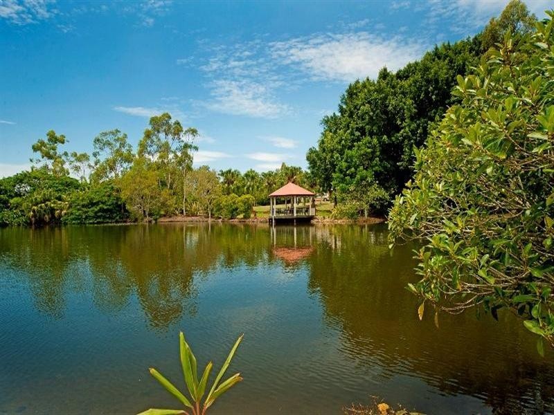 2 River Cove Place, Helensvale QLD 4212