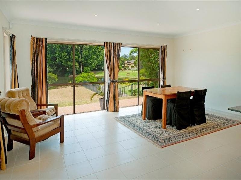 2 River Cove Place, Helensvale QLD 4212