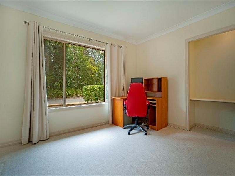 2 River Cove Place, Helensvale QLD 4212