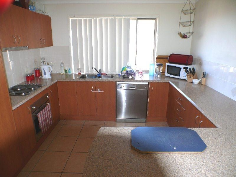 6 Billinghurst Crescent, Upper Coomera QLD 4209