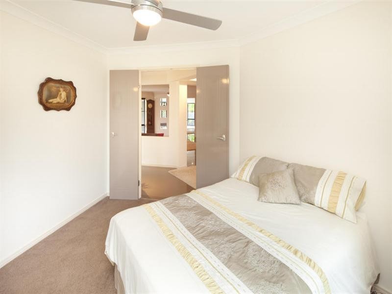 3 Saltair Grove, Helensvale QLD 4212