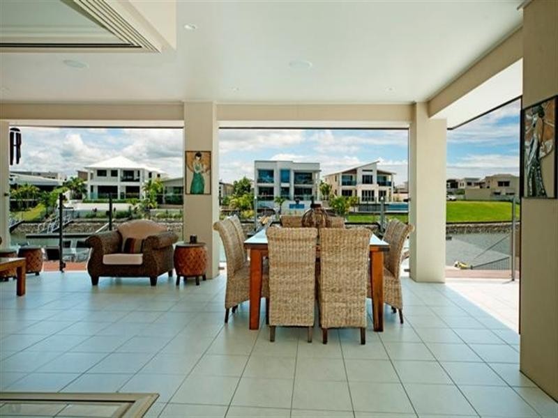 31 Southaven Drive, Helensvale QLD 4212