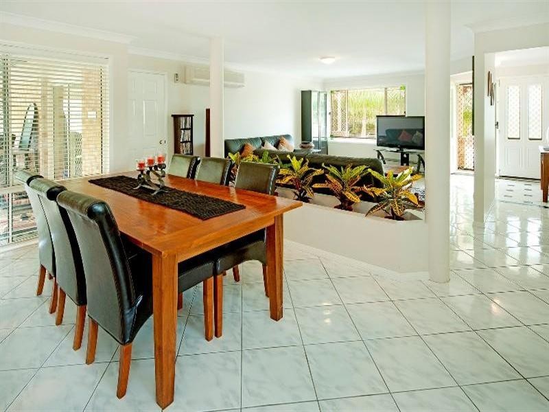 7 Greenwood Court, Helensvale QLD 4212