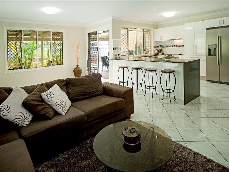 7 Greenwood Court, Helensvale QLD 4212