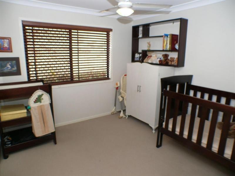 37 Woodlands Boulevard, Waterford QLD 4133