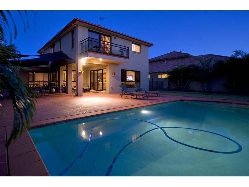 25 Calmwater Crescent, Oyster Cove, Helensvale QLD 4212
