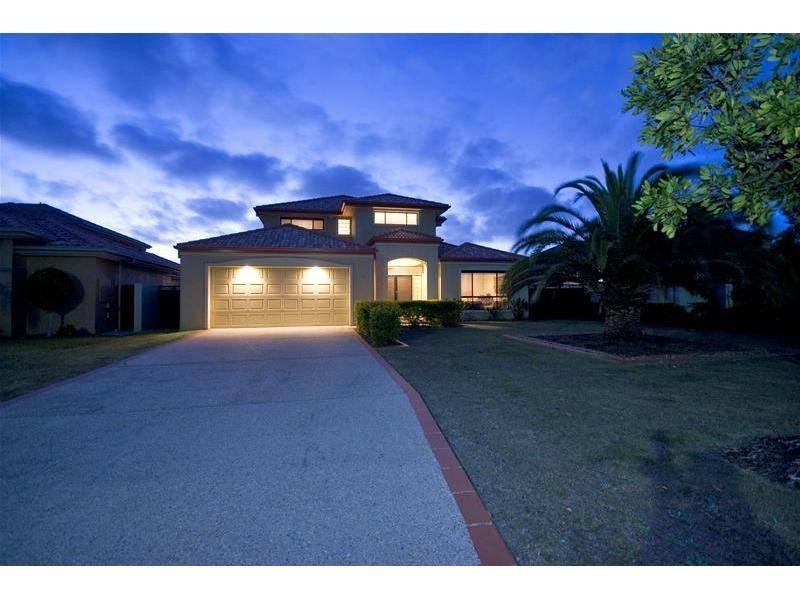 25 Calmwater Crescent, Oyster Cove, Helensvale QLD 4212