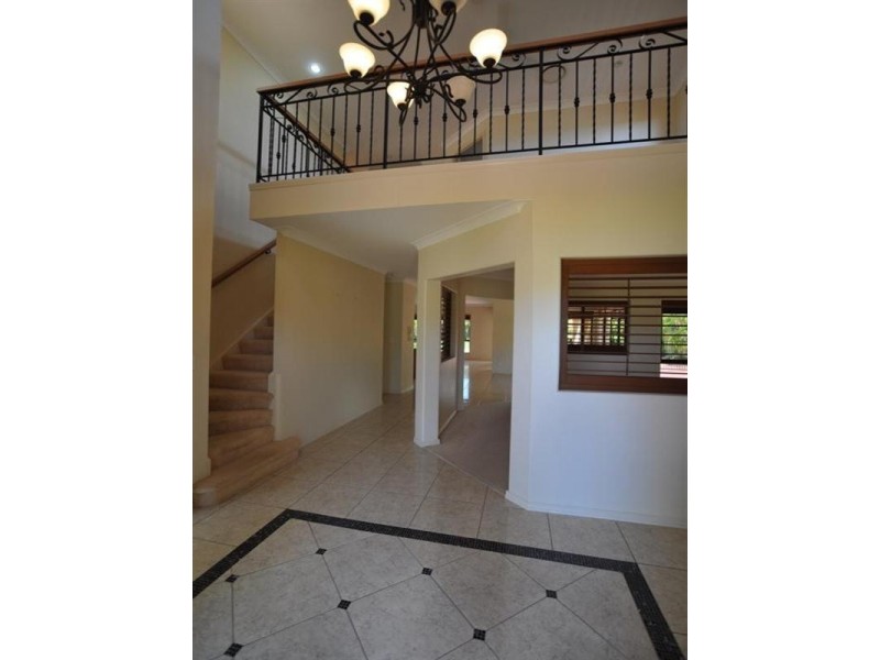 25 Calmwater Crescent, Oyster Cove, Helensvale QLD 4212