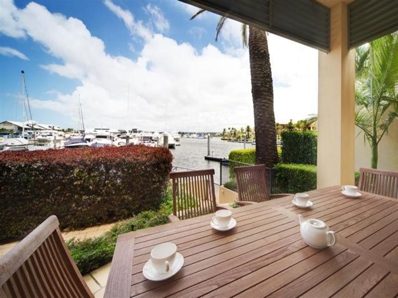 1513 Rosebank Way West, Hope Island QLD 4212