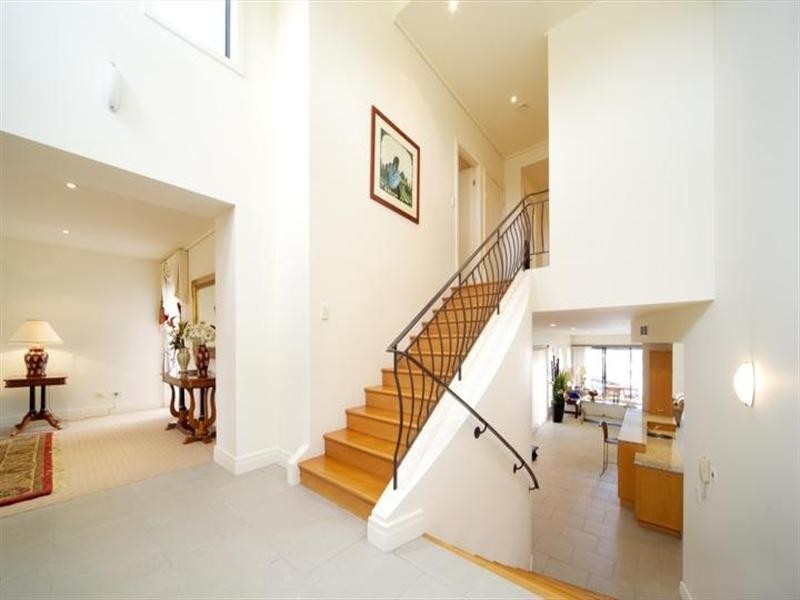 1513 Rosebank Way West, Hope Island QLD 4212