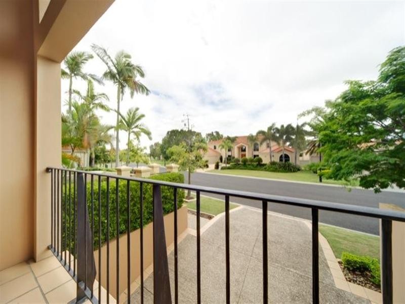 1513 Rosebank Way West, Hope Island QLD 4212