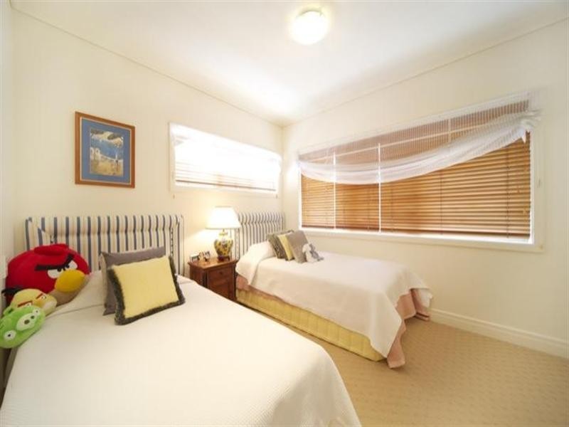 1513 Rosebank Way West, Hope Island QLD 4212