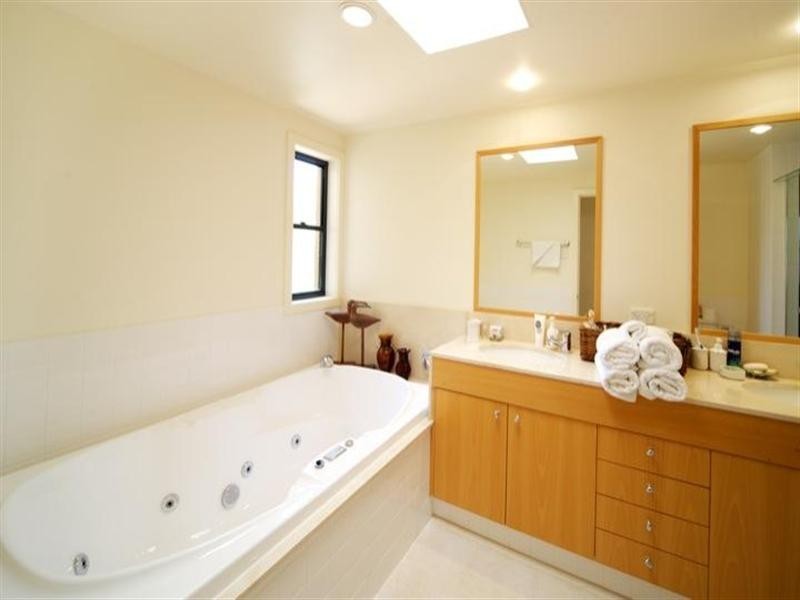 1513 Rosebank Way West, Hope Island QLD 4212