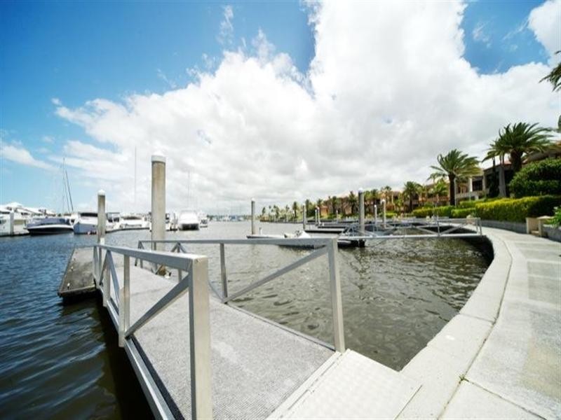 1513 Rosebank Way West, Hope Island QLD 4212