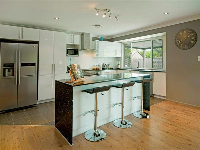 22 Lakewood Court, Helensvale QLD 4212