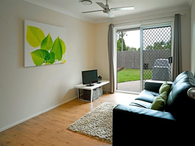 22 Lakewood Court, Helensvale QLD 4212