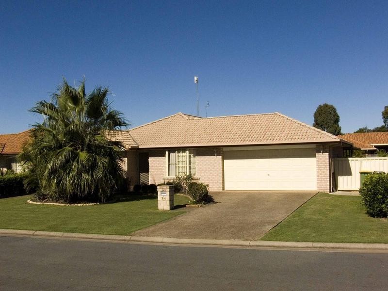 24 Blueash Crescent, Oxenford QLD 4210