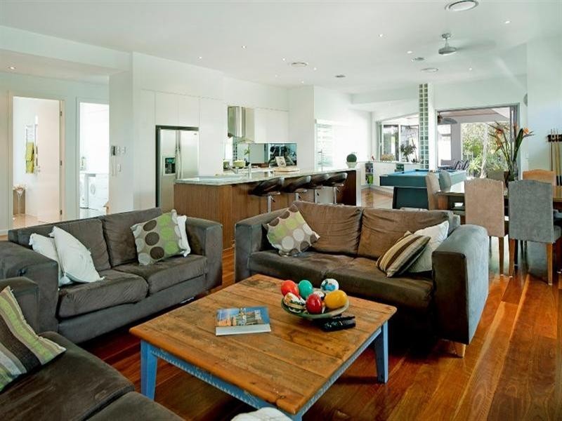2858 Virginia Drive, Hope Island QLD 4212