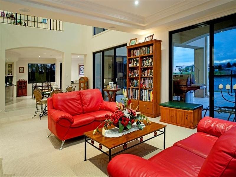 1670 Riverdale Drive, Hope Island QLD 4212