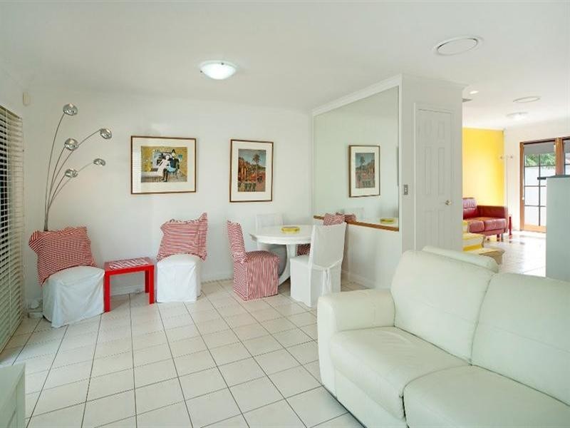 8891 Magnolia Drive East, Hope Island QLD 4212