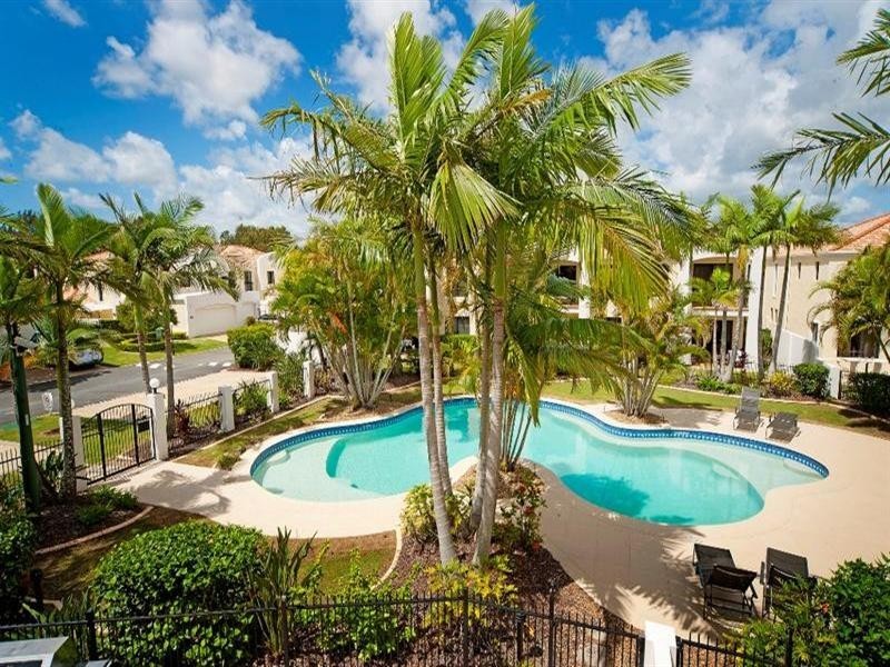 8891 Magnolia Drive East, Hope Island QLD 4212