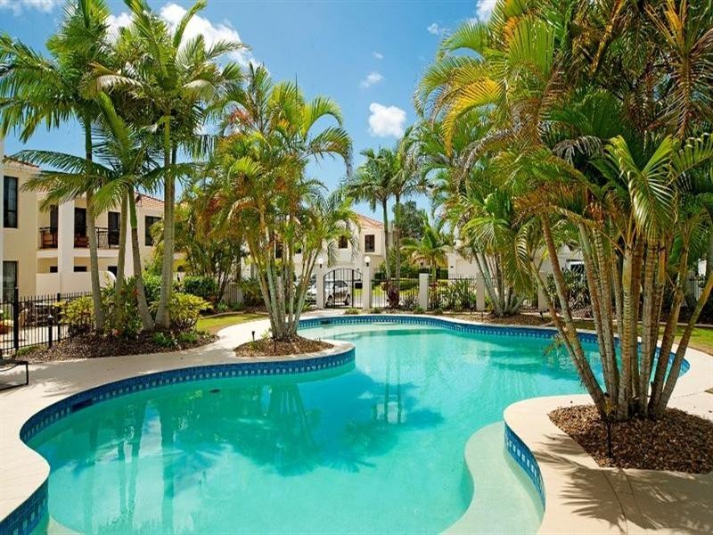 8891 Magnolia Drive East, Hope Island QLD 4212