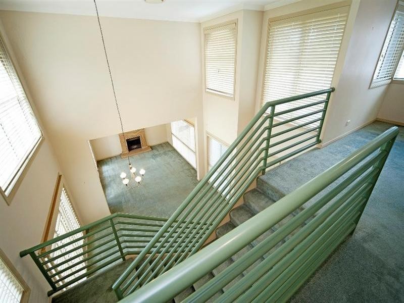 8208 Magnolia Drive, Hope Island QLD 4212