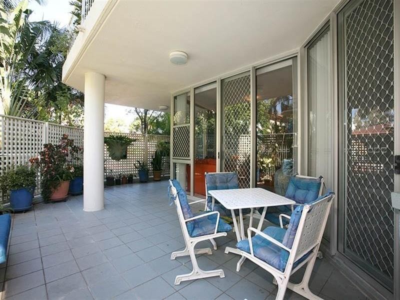 4/15 Brighton Street, Biggera Waters QLD 4216