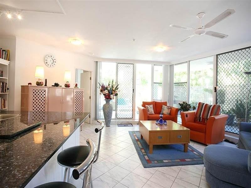 4/15 Brighton Street, Biggera Waters QLD 4216