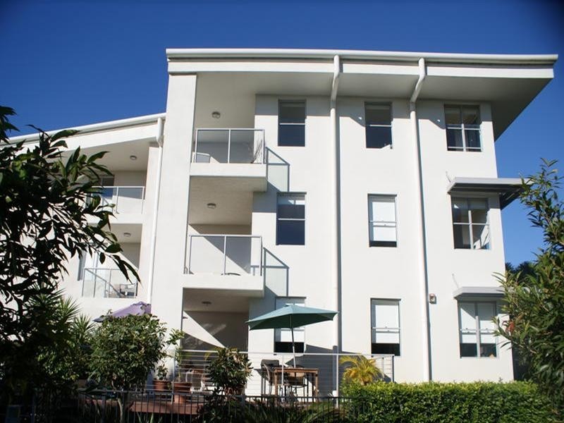 64 Sickle Avenue, Hope Island QLD 4212