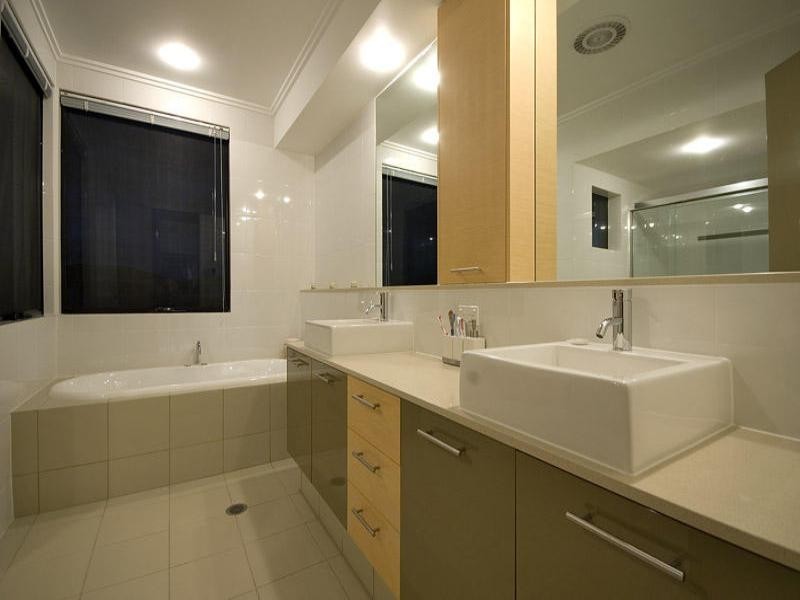 Hope Island QLD 4212