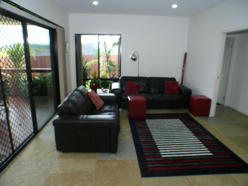 15 Greenleaf Street, Upper Coomera QLD 4209