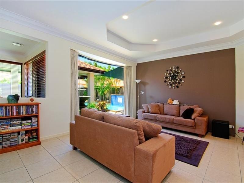 10 Eastside Esplanade, Helensvale QLD 4212