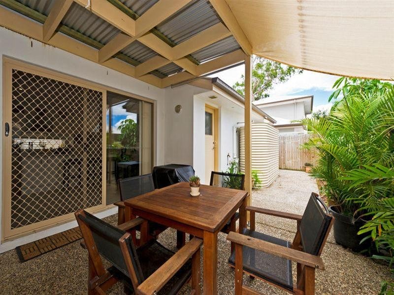 2/8 Holl Lane, Coomera QLD 4209