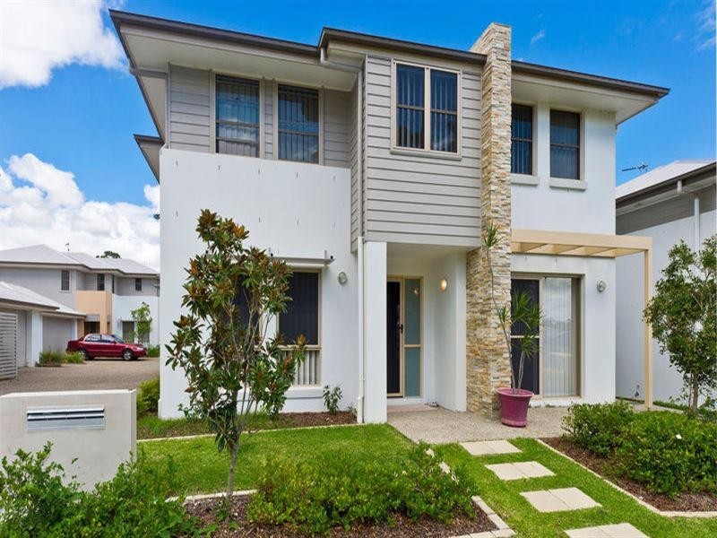 2/8 Holl Lane, Coomera QLD 4209