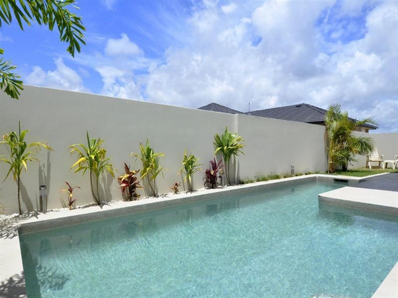 25 Rhodium Crescent, Hope Island QLD 4212