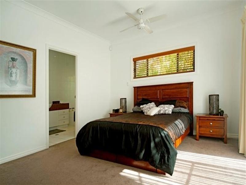 2030 Gracemere Gardens Circuit, Hope Island QLD 4212