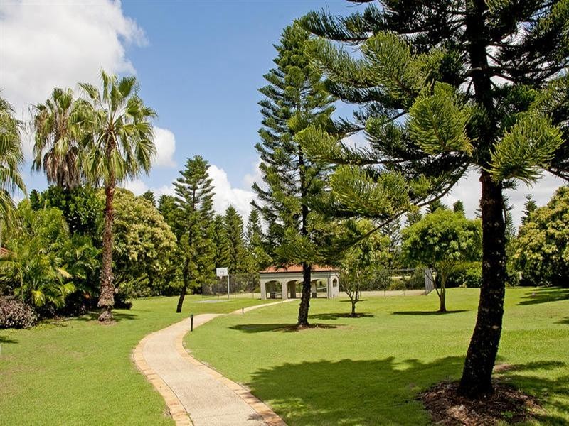 93/19 Santa Barbara Road, Hope Island QLD 4212