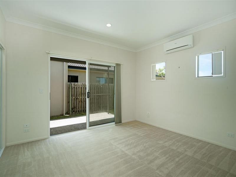 93/19 Santa Barbara Road, Hope Island QLD 4212